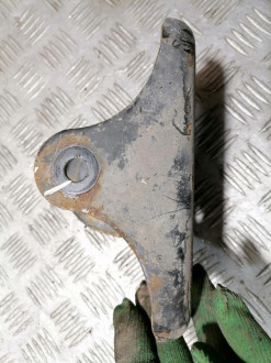 Кронштейн задней балки Citroen C4 2005-2011