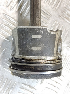 Поршень с шатуном Citroen Berlingo 2002-2012