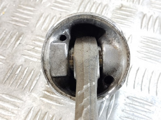 Поршень с шатуном Citroen Berlingo 2002-2012