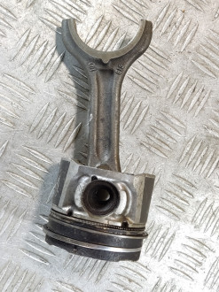 Поршень с шатуном Citroen Berlingo 2002-2012