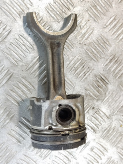 Поршень с шатуном Citroen Berlingo 2002-2012