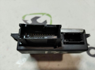 Блок электронный Audi A6 c6 C6 2004-20