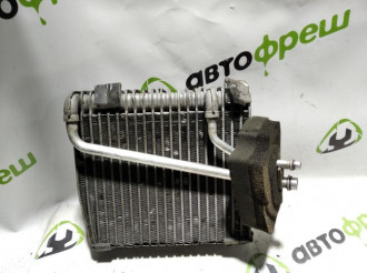 Испаритель кондиционера Audi Q7  2005 2015