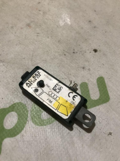 Усилитель антенны Audi A6 c6 C6 2004-20