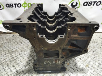 Блок двигателя Audi A3 1996-2003