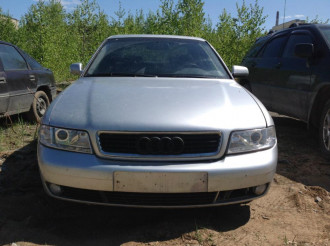 В разборе Audi A4 b5 B5