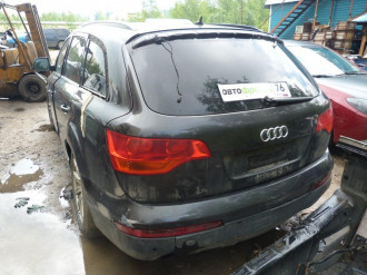 В разборе Audi Q7  2005 2015