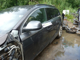 В разборе Audi Q7  2005 2015