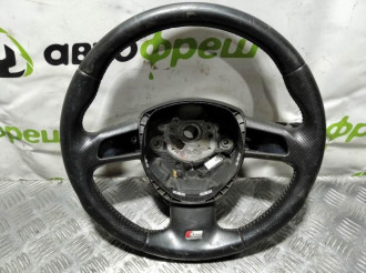 Рулевое колесо Audi Q7  2005 2015