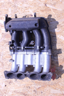 Коллектор впускной Audi A3 1996-2003