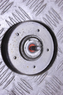 Ролик Audi Q5 2008-2017