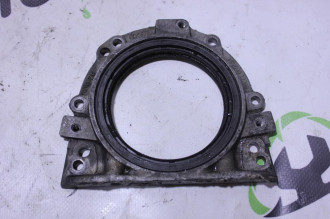 Крышка коленвала Audi A6 c6 C6