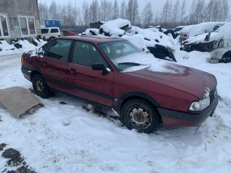 В разборе Audi 80/90 1986-1991