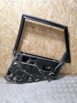 Рамка двери Audi 80/90 1986 1991