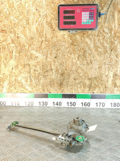 Стеклоподъемник задний правый Audi 80/90 1986-1991