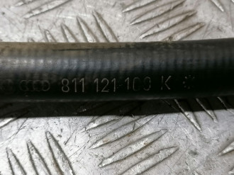 Патрубок радиатора Audi 80/90 1986-1991