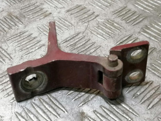 Петля двери задней левой верхняя Audi 80/90 1986 1991