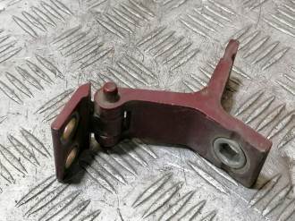 Петля двери задней правой верхняя Audi 80/90 1986-1991