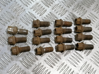 Болт Гайка колесные Audi 80/90 1986-1991