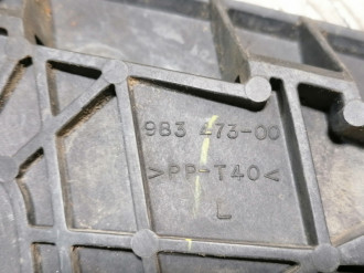 Кронштейн крепления фары Audi A6 c6 C6