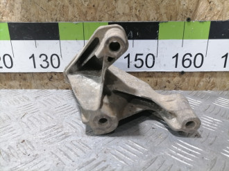 Кронштейн двигателя Audi A6 c7 C7