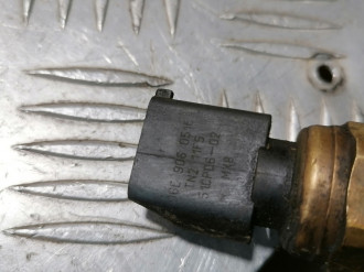 Трубка топливная Audi A6 c6 C6