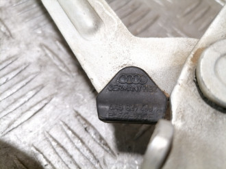 Петля багажника правая Audi 100 1991 1994