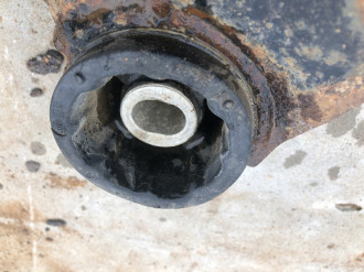 Балка подмоторная Audi A4 b5 B5