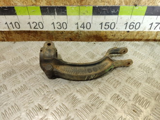 Кронштейн переднего амортизатора Audi A6 c7 C7