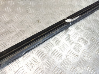 Накладка стекла двери передней правой Audi A6 c7 C7