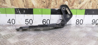 Петля капота левая Audi A6 c6 C6