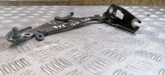 Петля крышки багажника правая Audi A6 c6 C6 2004-20