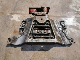 Кронштейн кпп Audi A6 c6 C6