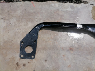 Балка подрадиаторная Audi A6 c5 C5 1997-20