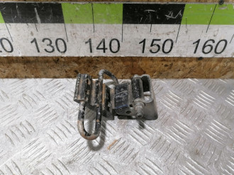 Петля двери задней правой нижняя Audi A6 c6 C6