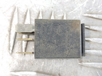 Реле Audi A6 c6 C6 2004-20