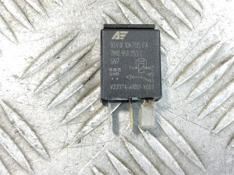 Реле Audi 80/90 1986-1991