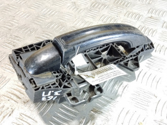 Ручка двери задней правой Audi Q7  2005 2015