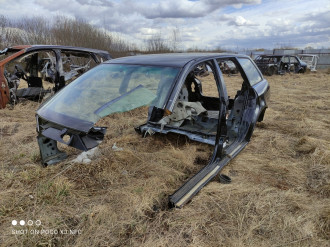 Крыло заднее правое Audi A4 b5 B5