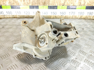 Кронштейн генератора Audi A4 b5 B5