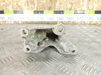 Кронштейн двигателя Audi A6 c6 C6
