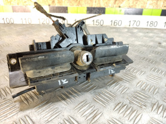 Ручка багажника наружняя Audi A3  1996-2003
