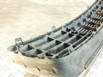Решетка радиатора Audi A3  1996-2003