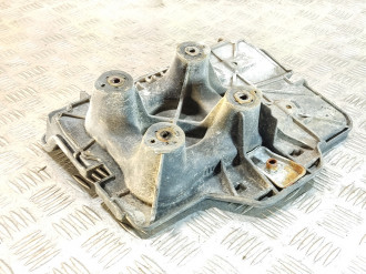 Крепление аккумулятора Audi A3  1996-2003
