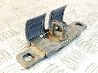 Ответная часть замка багажника Audi A3  1996 2003
