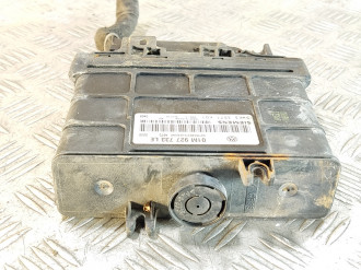 Блок управления акпп Audi A3  1996-2003