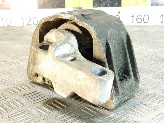 Опора двигателя правая Audi A3  1996-2003