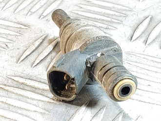 Форсунка двигателя Audi A3  1996-2003