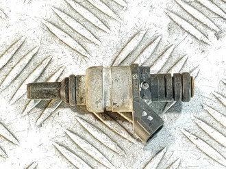Форсунка двигателя Audi A3  1996-2003