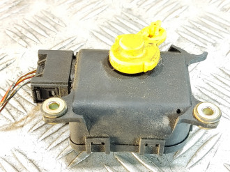 Моторчик заслонки отопителя Audi A3  1996-2003